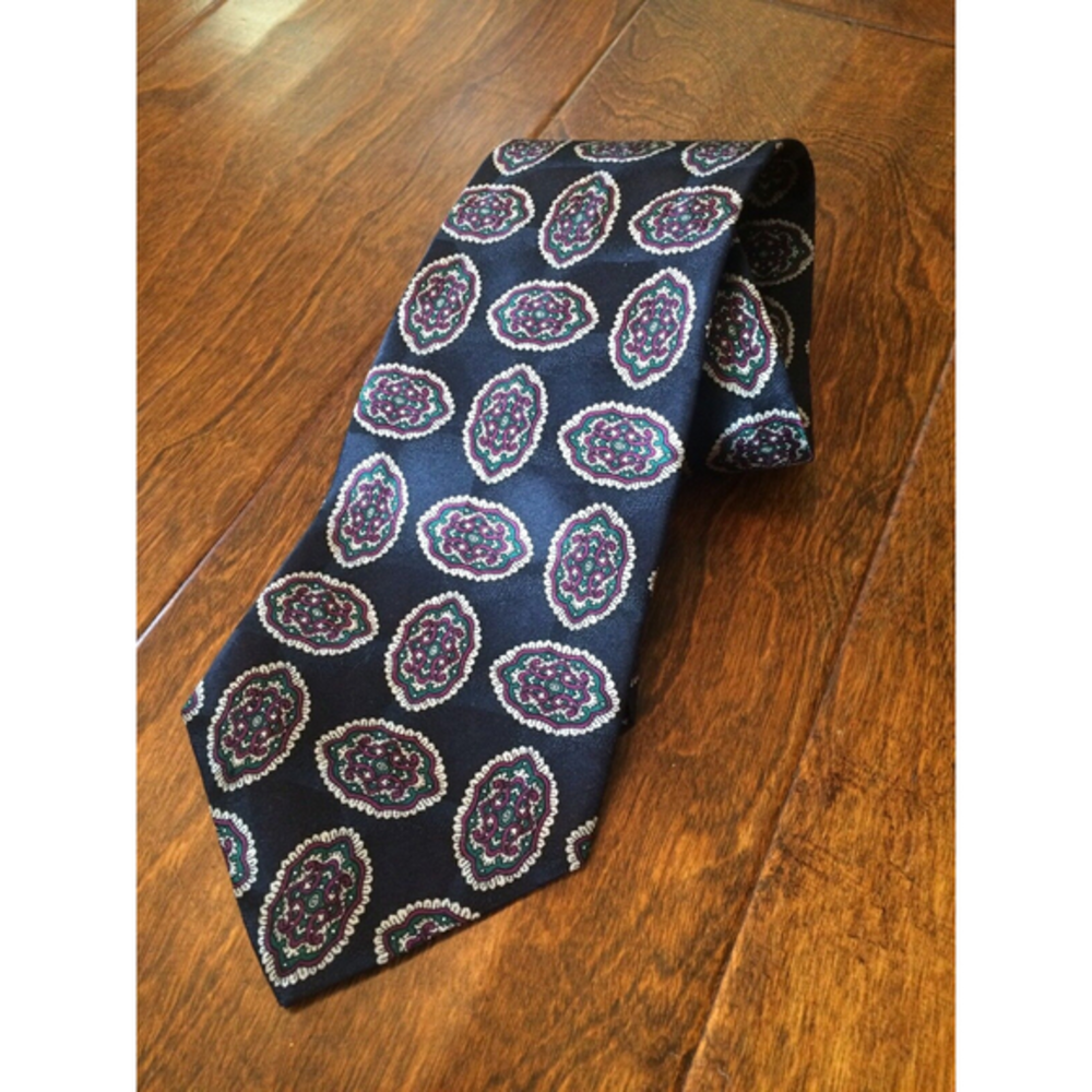 NEW Vintage Blue Navy Mens Business‎ Casual Silk Necktie UTY Uniforms Made USA